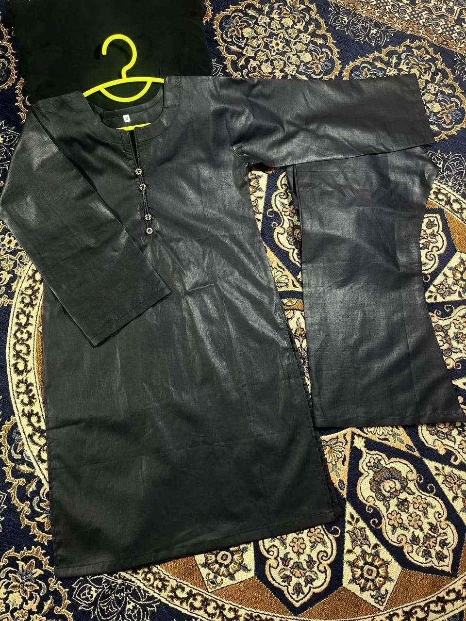 2 Pcs Girl's Cotton Plain Kurta And Shalwar Suit