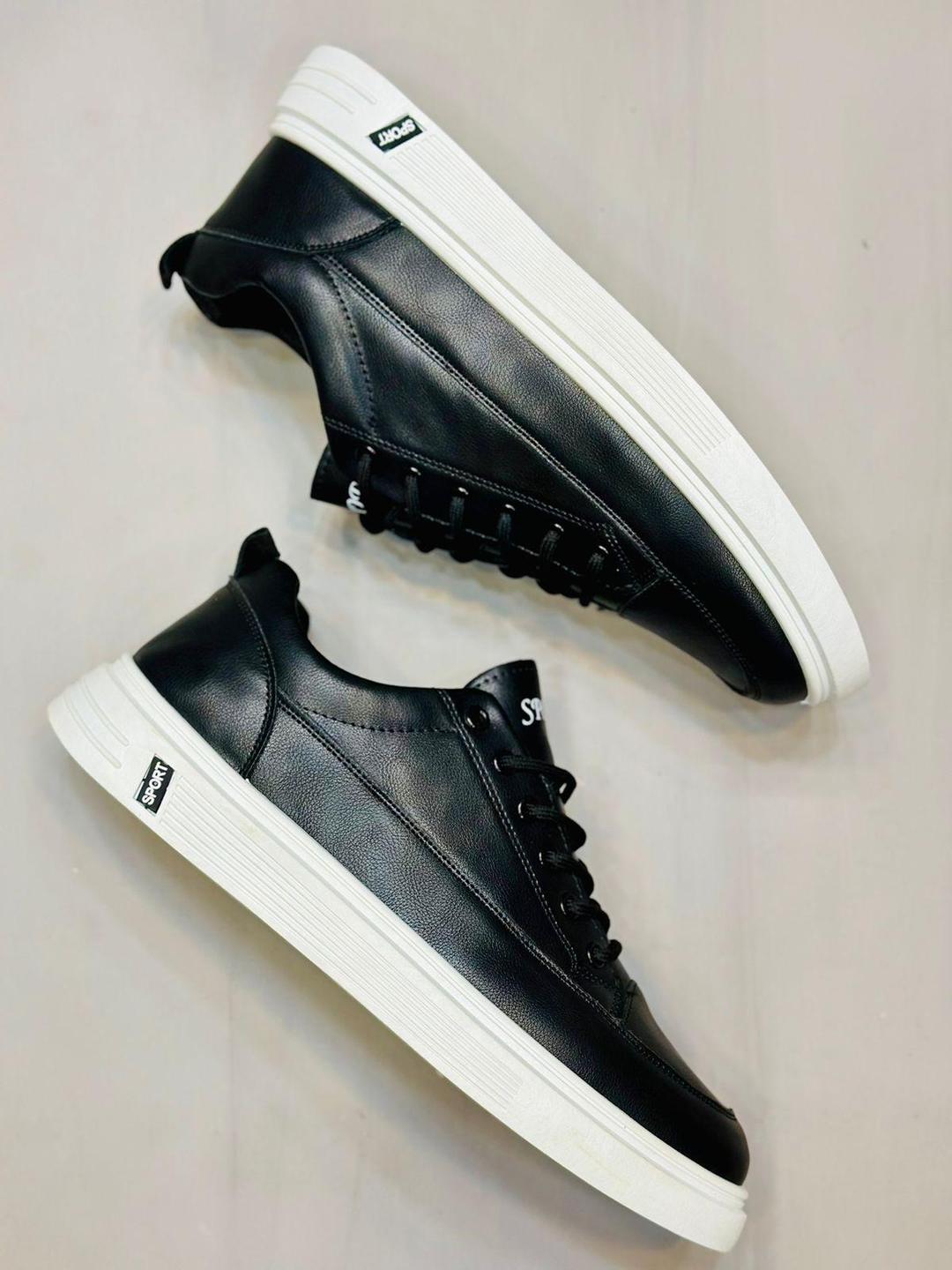 Men's Casual Sneakers - Perfect Blend of Comfort and Style